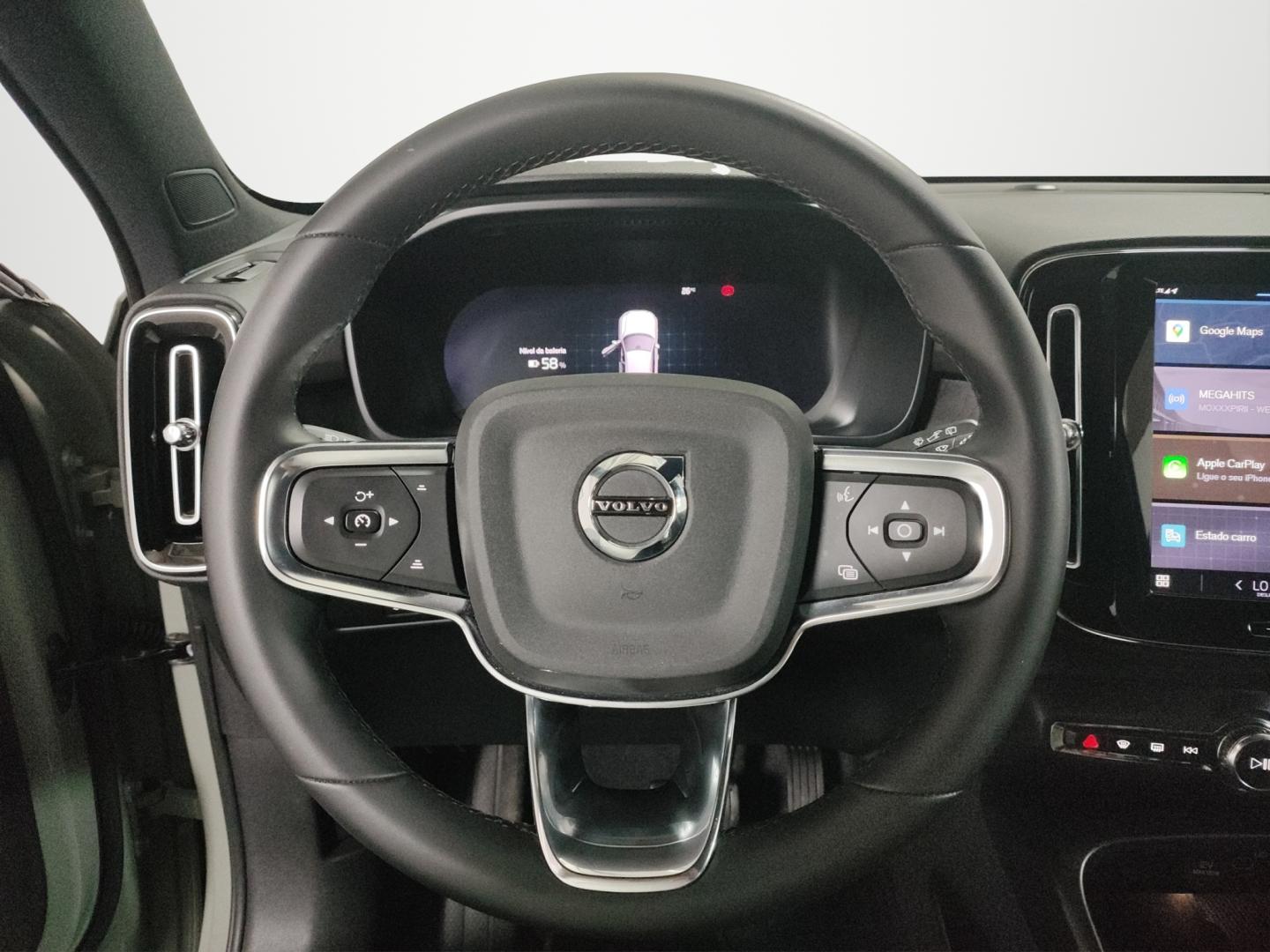 Volvo EX40