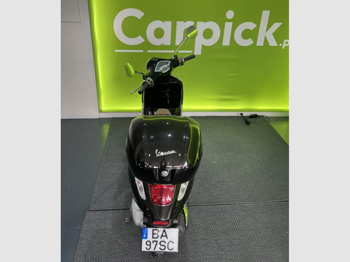 Piaggio Vespa 125 Primavera