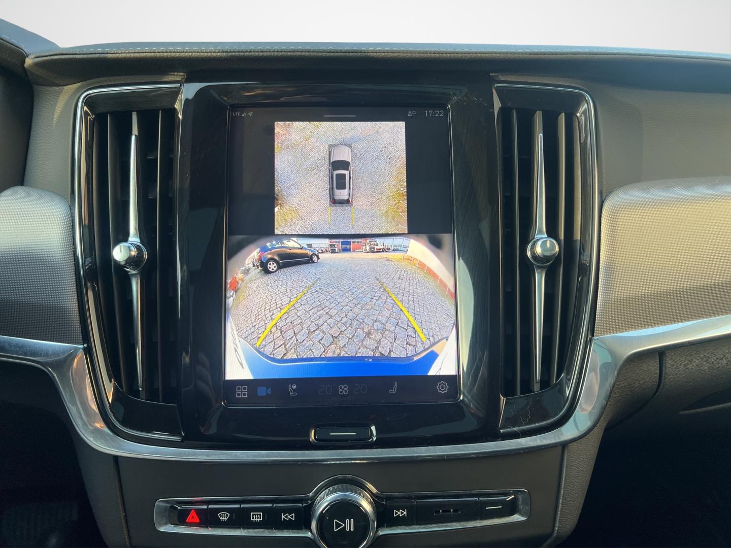 Volvo V90