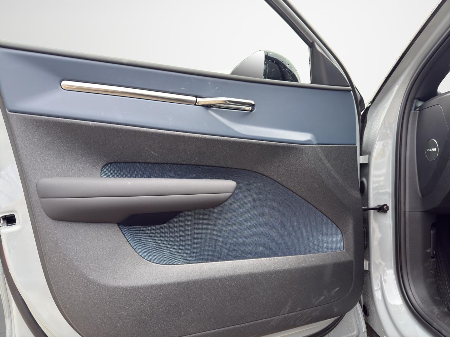 Volvo EX30 Cross Country