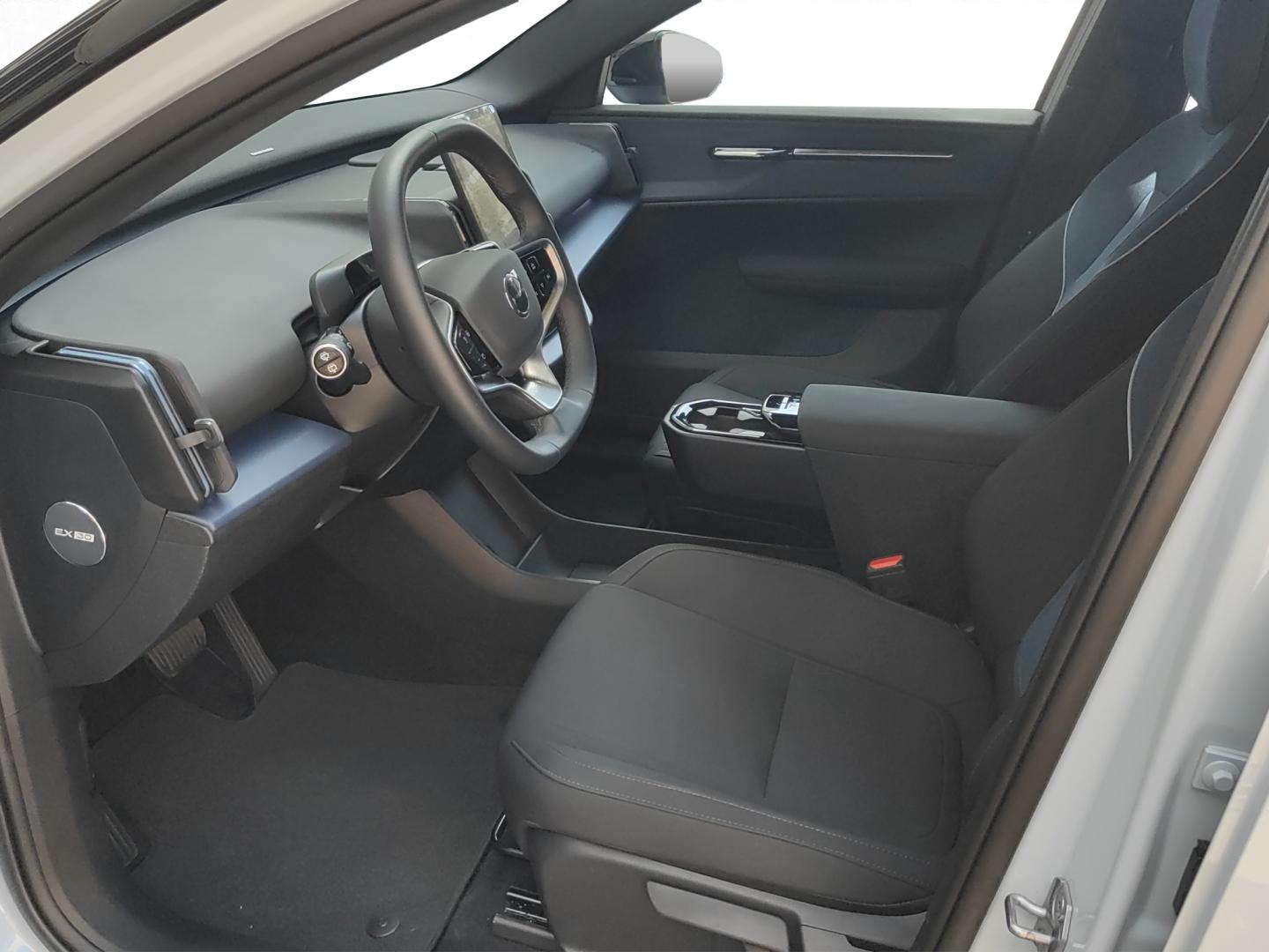 Volvo EX30